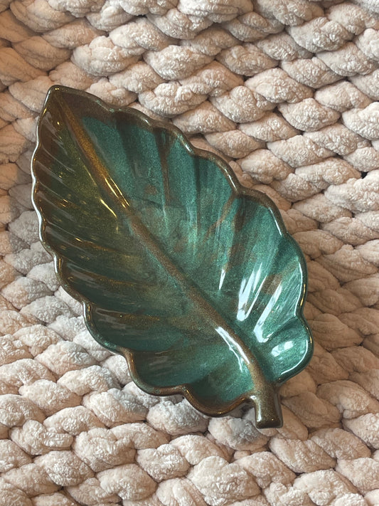 Hand-Poured Resin Leaf Tray